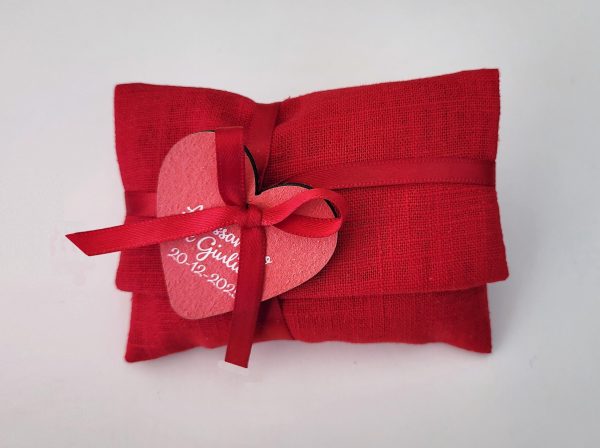 pochette lino rosso con cuore personalizzato